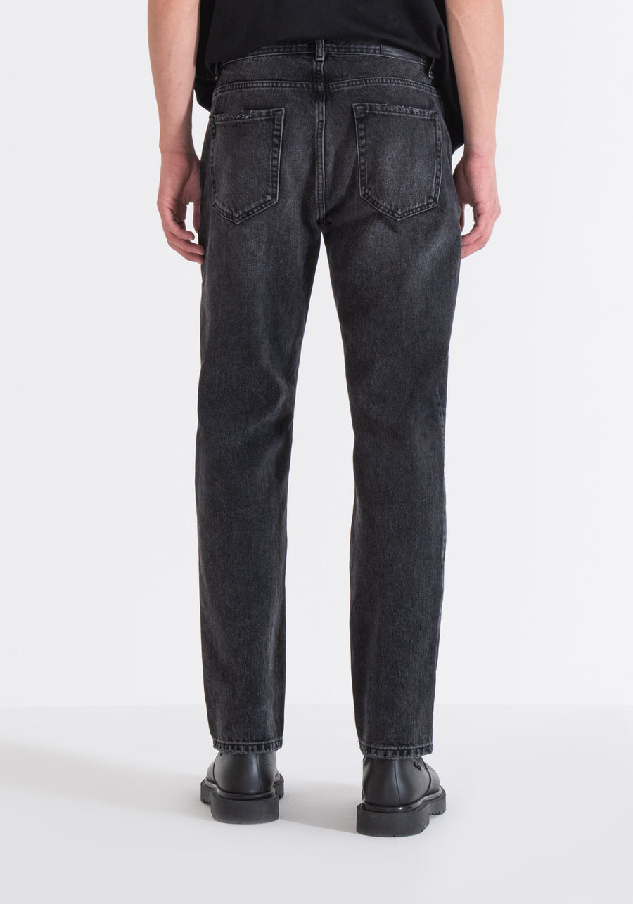 JEANS "JOE" REGULAR STRAIGHT FIT IN BLACK BLACK DENIM